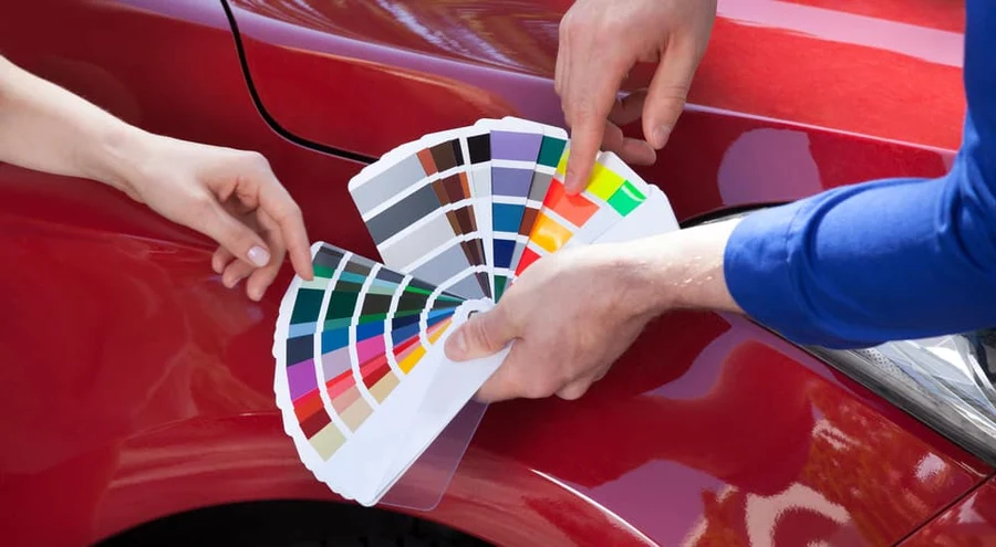 Come trovare il codice colore dell’auto